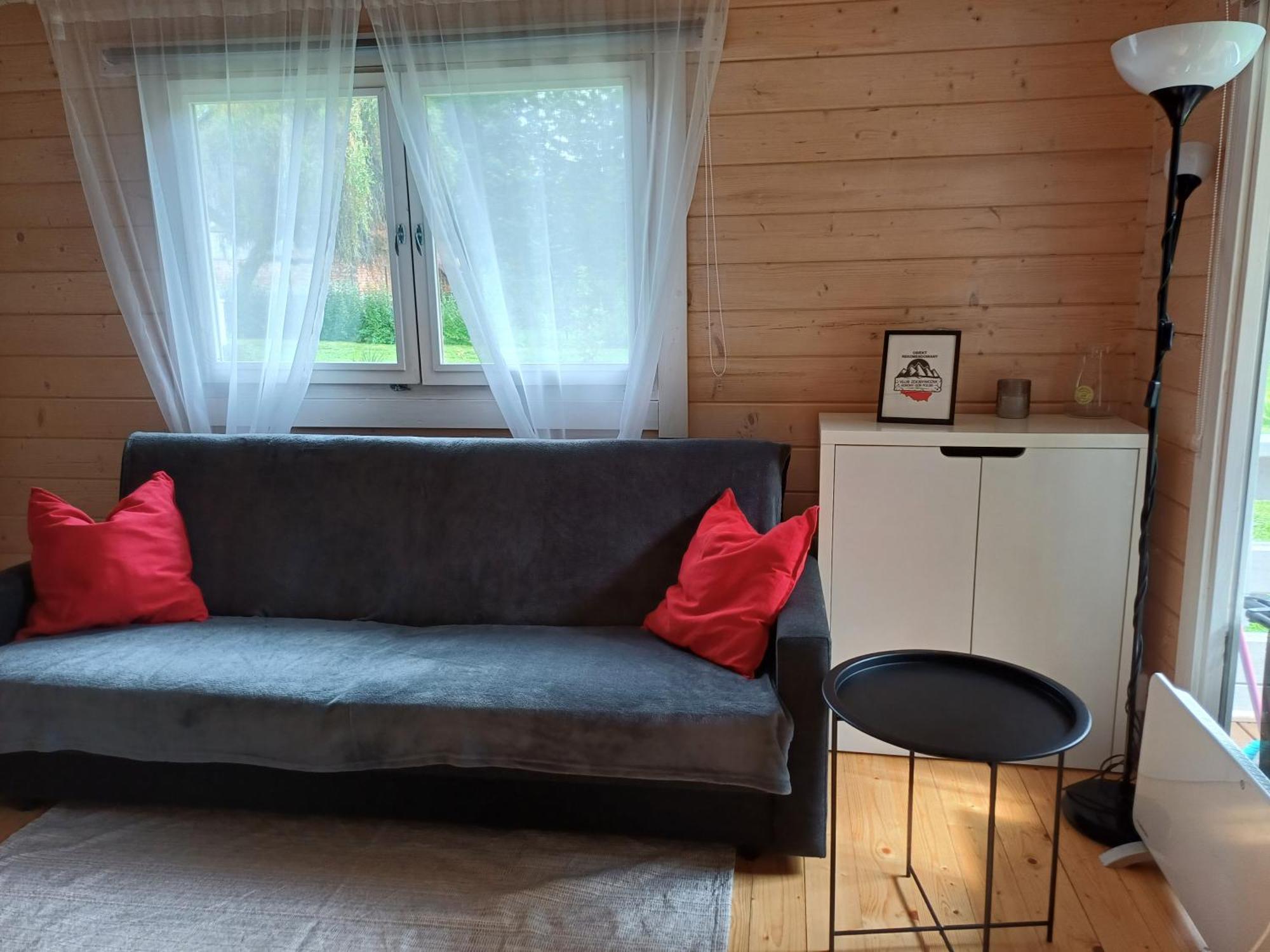 Domek Caloroczny Na Wylacznosc Niebieska Osada Nad Gorskim Potokiem Stary Waliszow Buitenkant foto